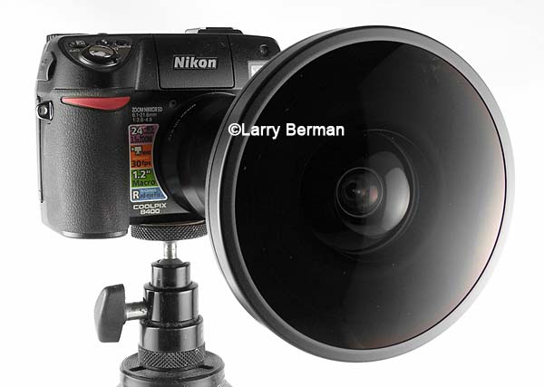The FC-E9 fisheye mounted on the CoolPix 8400